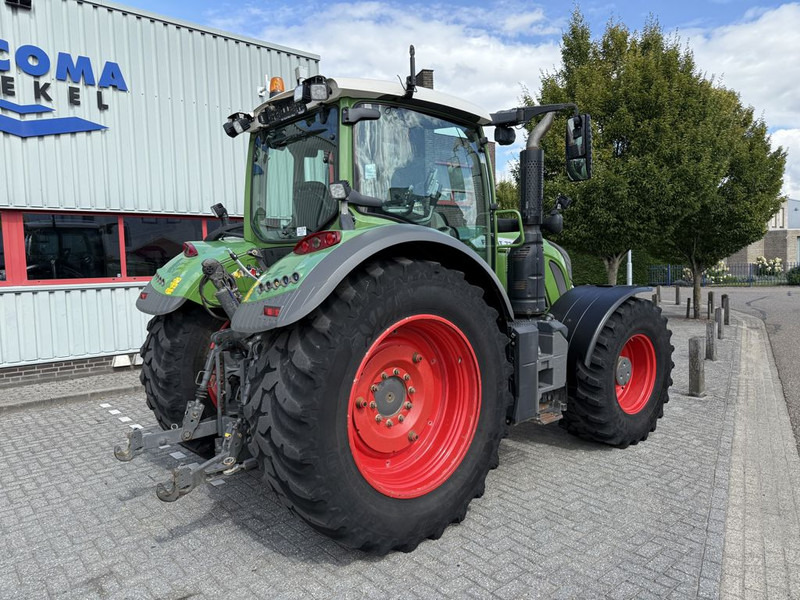 Fendt 724 S4 Profiplus - Traktor: pilt 3 Fendt 724 S4 Profiplus - Traktor: pilt 3