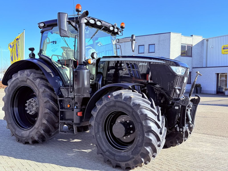 John Deere 6175R Premium Cab Black Edition - Traktor: pilt 3 John Deere 6175R Premium Cab Black Edition - Traktor: pilt 3