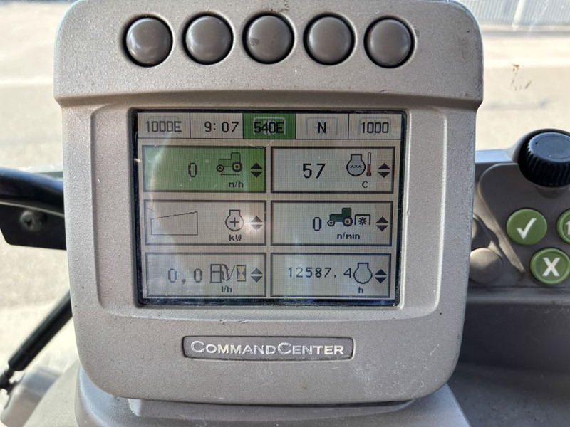 John Deere 7530 Premium AutoPowr liising John Deere 7530 Premium AutoPowr: pilt 16