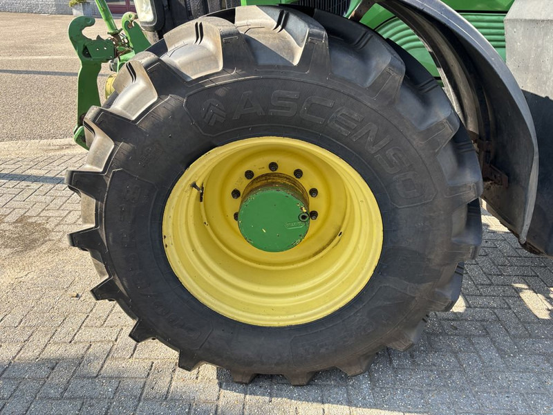 John Deere 7530 Premium AutoPowr liising John Deere 7530 Premium AutoPowr: pilt 7