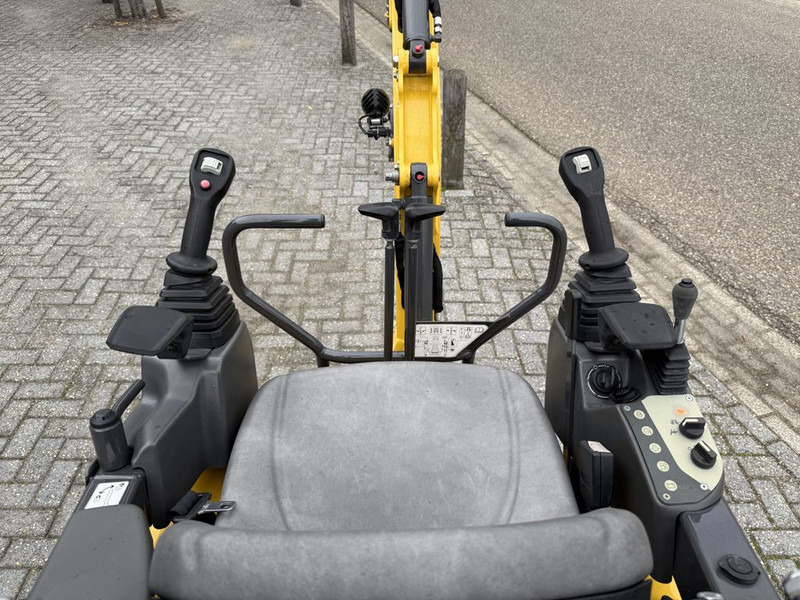 New Holland E14D Minigraver Nieuw (Overjarig) - Miniekskavaator: pilt 5 New Holland E14D Minigraver Nieuw (Overjarig) - Miniekskavaator: pilt 5