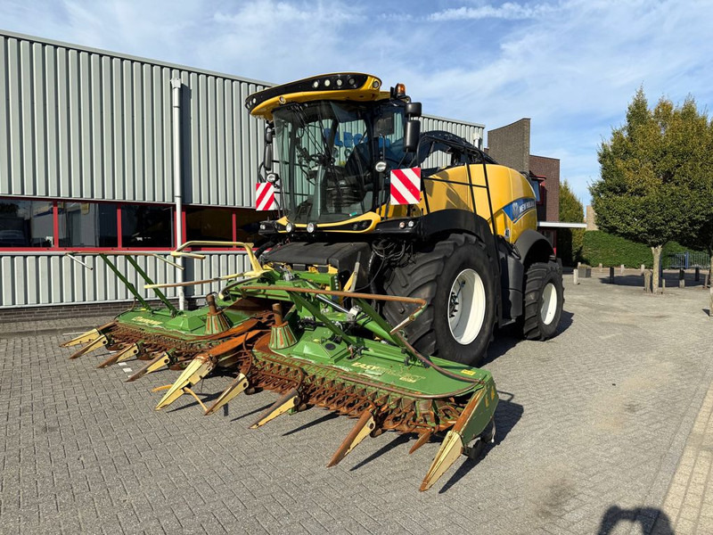 New Holland FR550 Forage Cruiser + Krone Easycollect - Koristusmasin: pilt 2 New Holland FR550 Forage Cruiser + Krone Easycollect - Koristusmasin: pilt 2