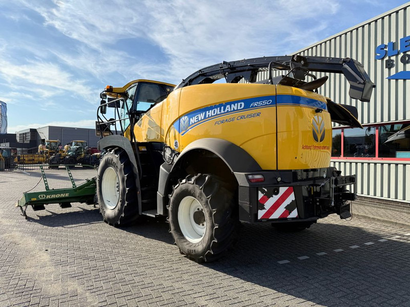 New Holland FR550 Forage Cruiser + Krone Easycollect - Koristusmasin: pilt 3 New Holland FR550 Forage Cruiser + Krone Easycollect - Koristusmasin: pilt 3