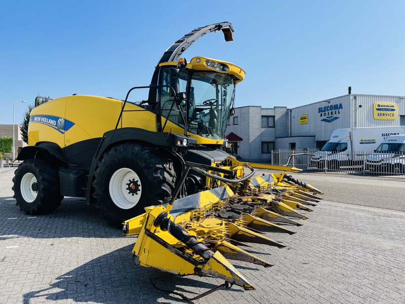 New Holland FR700 Forage Harvester 10 Row header - Koristusmasin: pilt 1 New Holland FR700 Forage Harvester 10 Row header - Koristusmasin: pilt 1