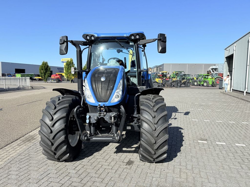 New Holland T5.140 Dynamic Command - Traktor: pilt 5 New Holland T5.140 Dynamic Command - Traktor: pilt 5