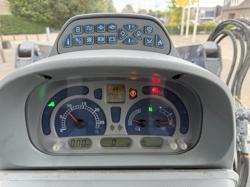 New Holland T6.175 AC T4B - Traktor: pilt 5 New Holland T6.175 AC T4B - Traktor: pilt 5