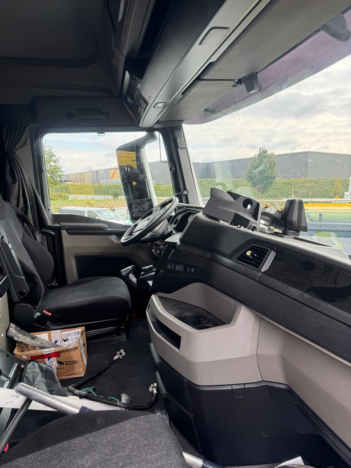 MAN TGX 18.520 - Sadulveok: pilt 5 MAN TGX 18.520 - Sadulveok: pilt 5