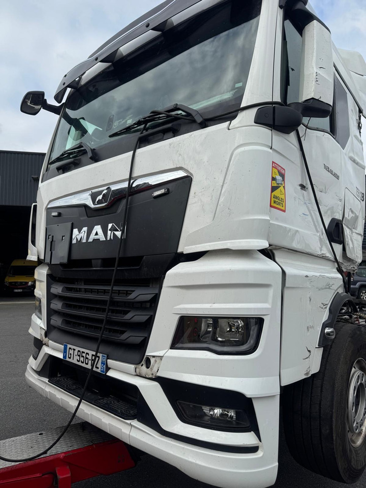 MAN TGX 18.520 - Sadulveok: pilt 1 MAN TGX 18.520 - Sadulveok: pilt 1