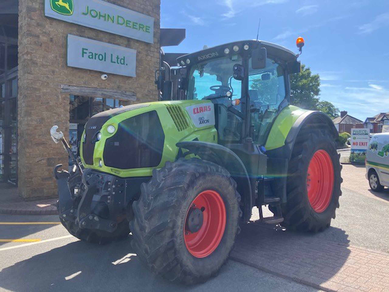 Claas Axion 810 - Traktor: pilt 2 Claas Axion 810 - Traktor: pilt 2