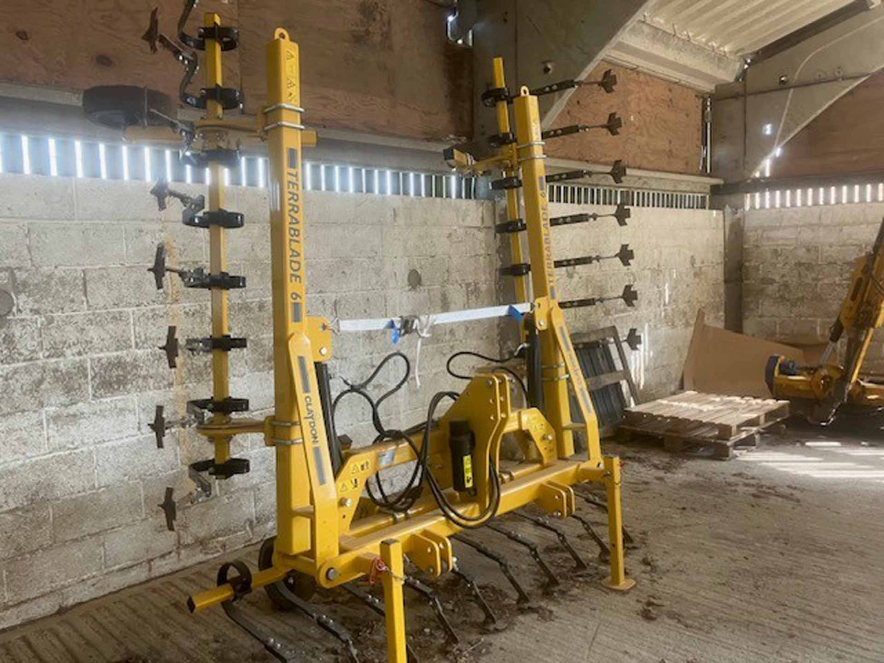 Claydon Terrablade 6m - Maaharimisseadmed: pilt 2 Claydon Terrablade 6m - Maaharimisseadmed: pilt 2