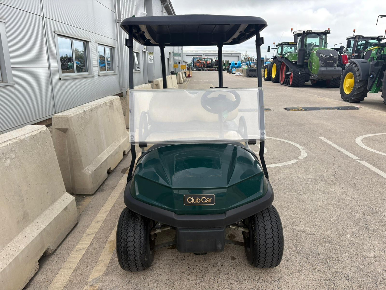 Clubcar Temp 48V Lead Acid Battery Golf Buggy - Golfiauto: pilt 2 Clubcar Temp 48V Lead Acid Battery Golf Buggy - Golfiauto: pilt 2