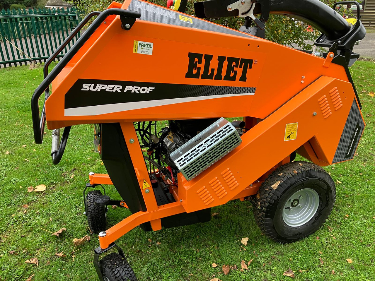 Eliet Super Prof Max on wheels - Puiduhakkurid: pilt 5 Eliet Super Prof Max on wheels - Puiduhakkurid: pilt 5