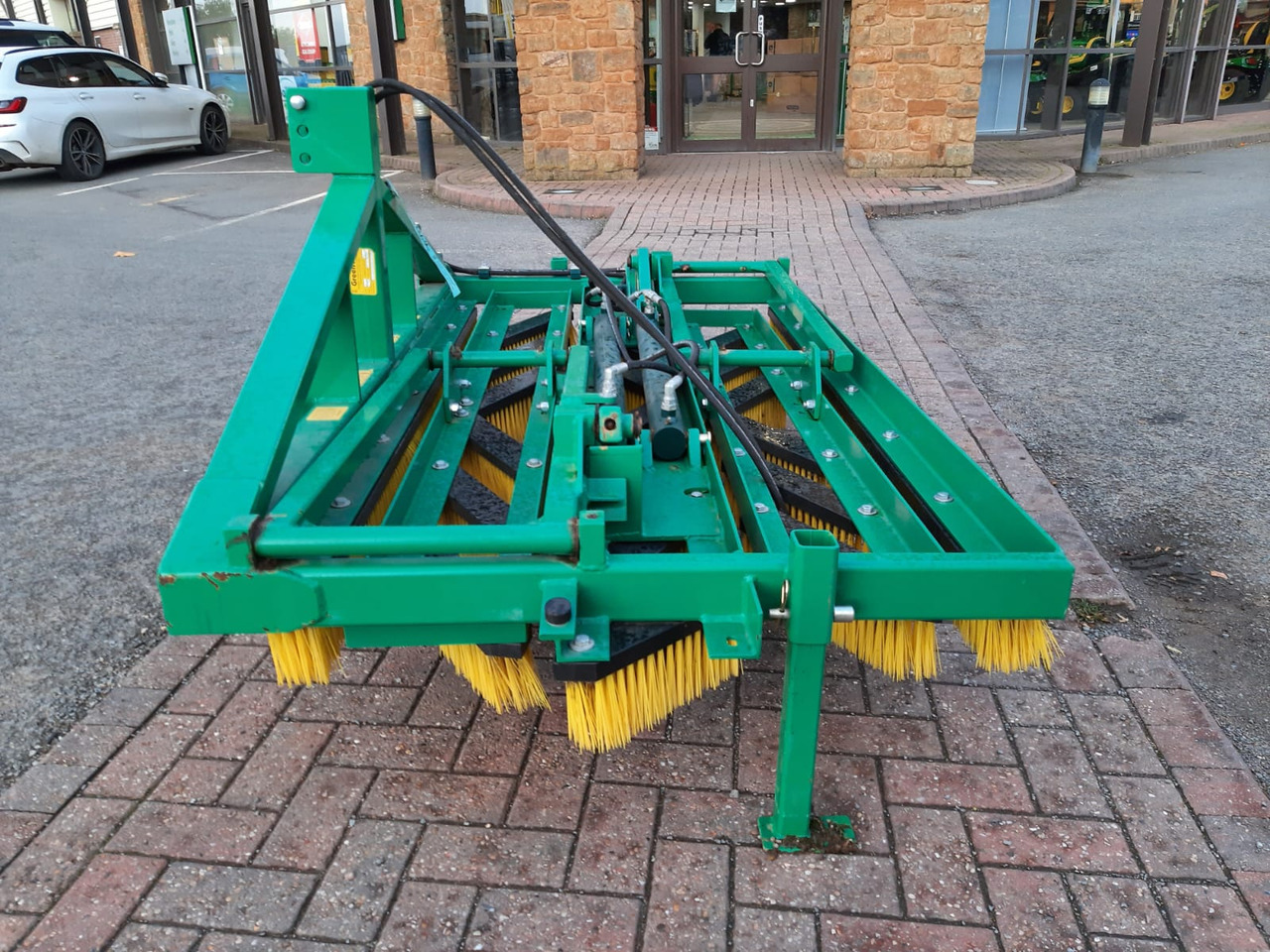 Greentek HMB186Y multibrush - Hari - Põllutööseade: pilt 2 Greentek HMB186Y multibrush - Hari - Põllutööseade: pilt 2