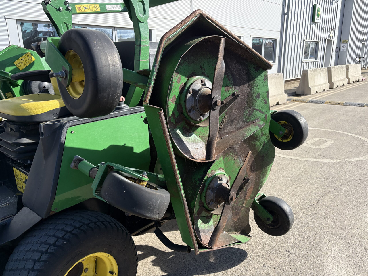 John Deere 1600T Wide Area Mower - Muruniiduk: pilt 5 John Deere 1600T Wide Area Mower - Muruniiduk: pilt 5