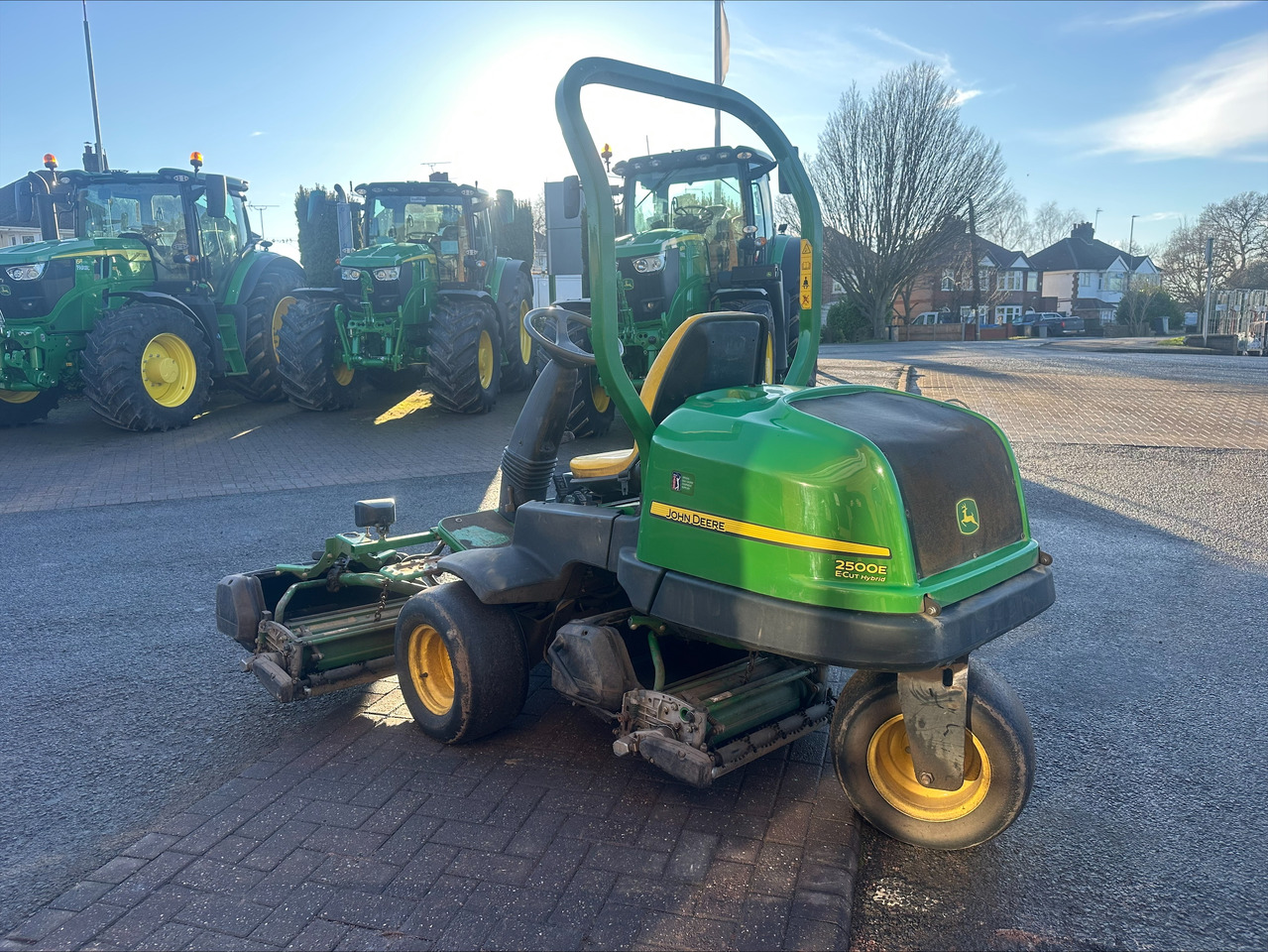 John Deere 2500E greens triple mower - Muruniiduk: pilt 3 John Deere 2500E greens triple mower - Muruniiduk: pilt 3