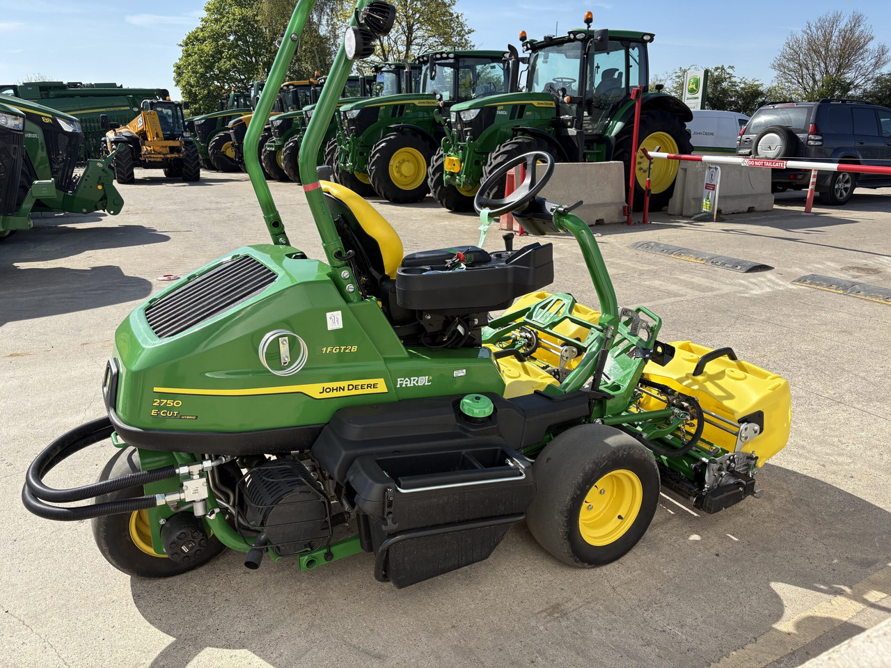 John Deere 2750E Triplex mower - Muruniiduk: pilt 5 John Deere 2750E Triplex mower - Muruniiduk: pilt 5