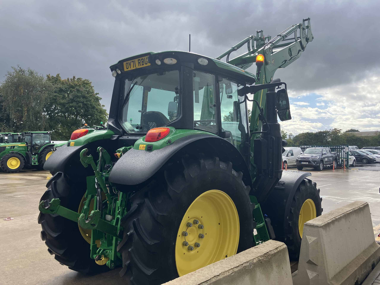 John Deere 6110M - Traktor: pilt 5 John Deere 6110M - Traktor: pilt 5