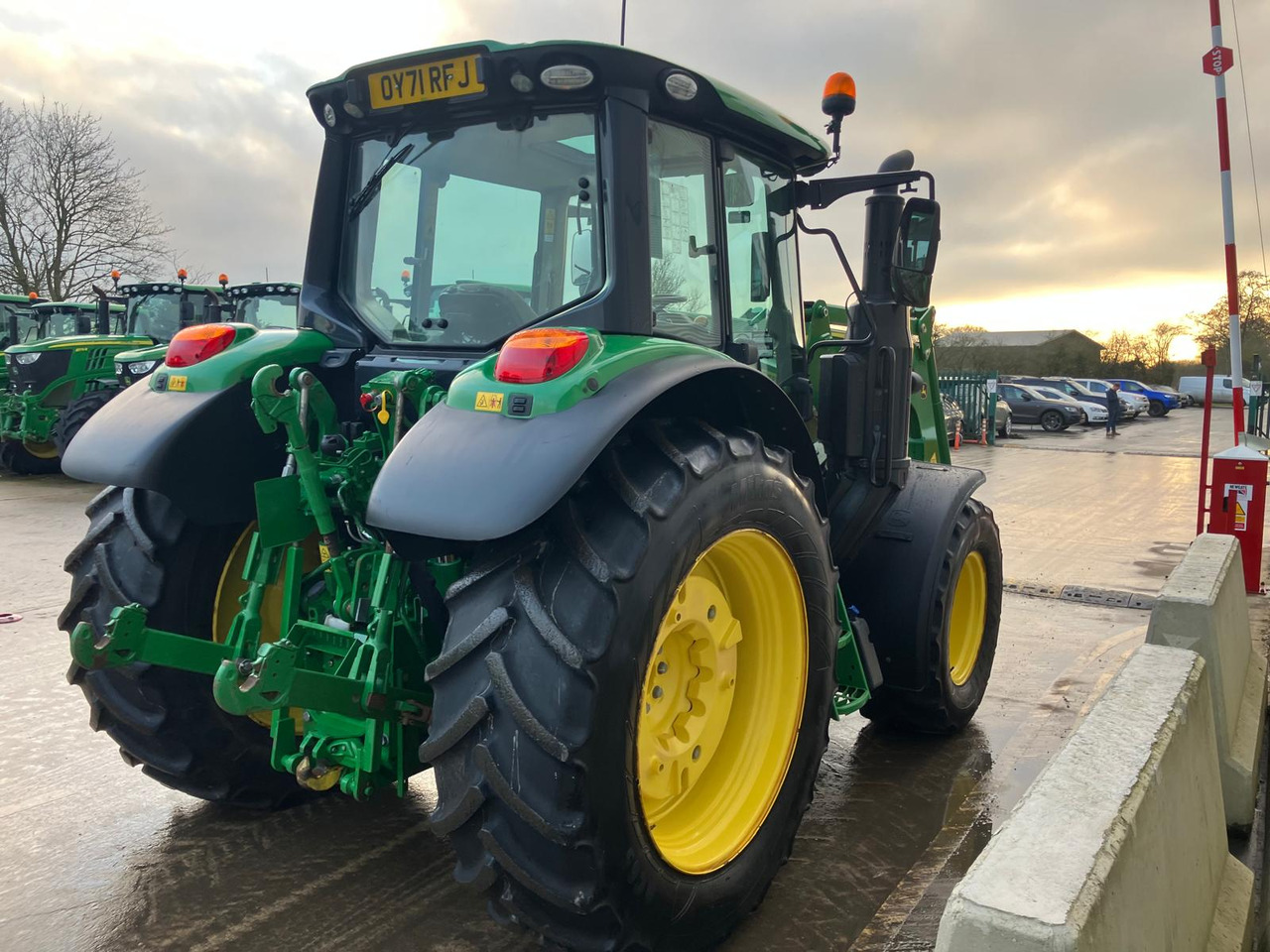 John Deere 6120M - Traktor: pilt 5 John Deere 6120M - Traktor: pilt 5