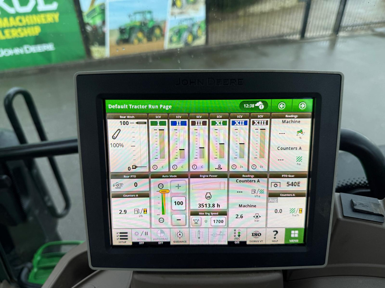 Traktor John Deere 6135R: pilt 11