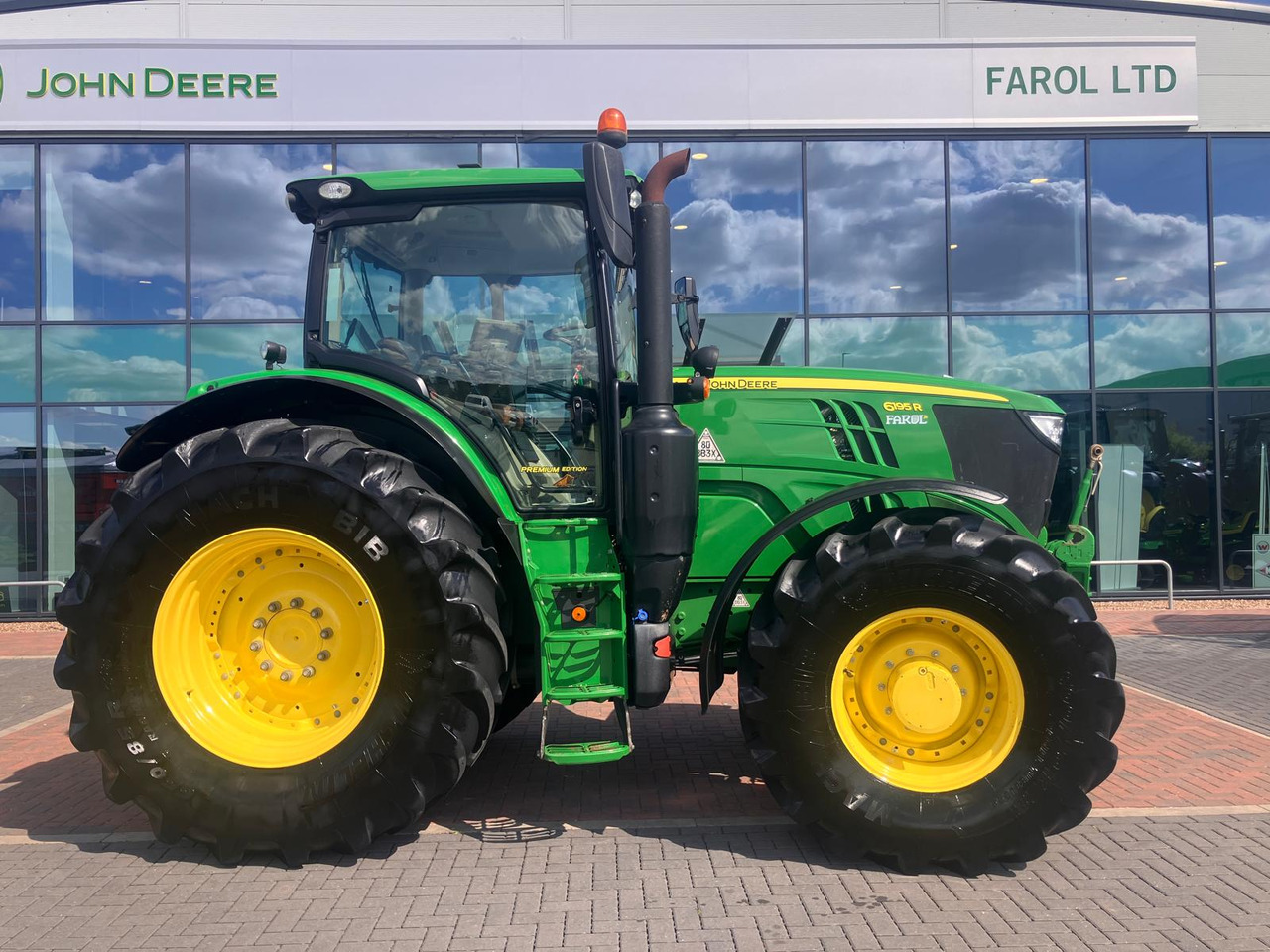 John Deere 6195R - Traktor: pilt 3 John Deere 6195R - Traktor: pilt 3