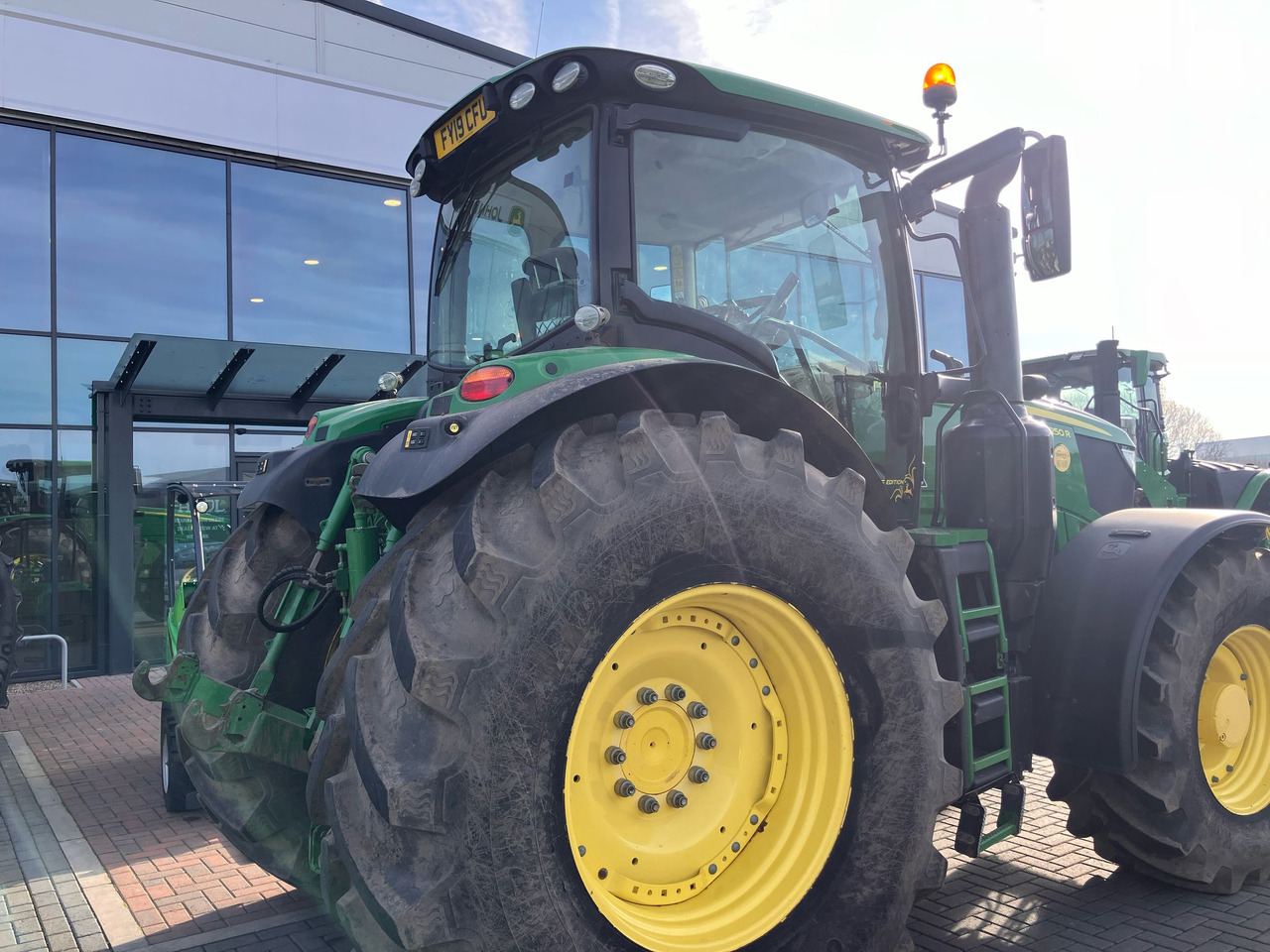 John Deere 6250R - Traktor: pilt 3 John Deere 6250R - Traktor: pilt 3