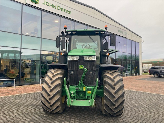 John Deere 7310R - Traktor: pilt 2 John Deere 7310R - Traktor: pilt 2