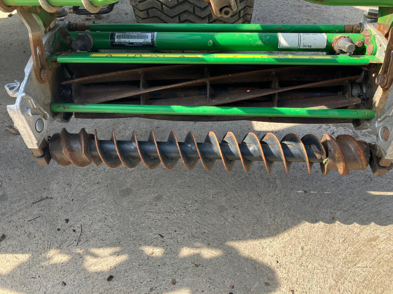 John Deere 7500AE fairway mower - Muruniiduk: pilt 5 John Deere 7500AE fairway mower - Muruniiduk: pilt 5