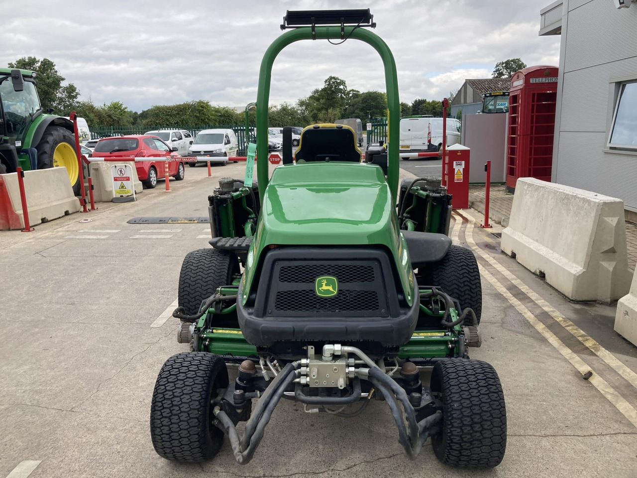 John Deere 7500AE light weight fairway mower - Muruniiduk: pilt 4 John Deere 7500AE light weight fairway mower - Muruniiduk: pilt 4