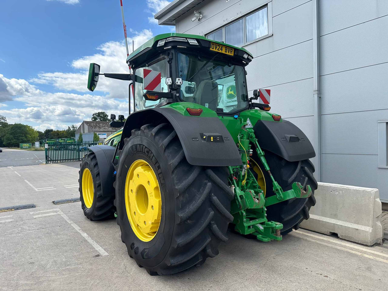 John Deere 8R 410 - Traktor: pilt 3 John Deere 8R 410 - Traktor: pilt 3