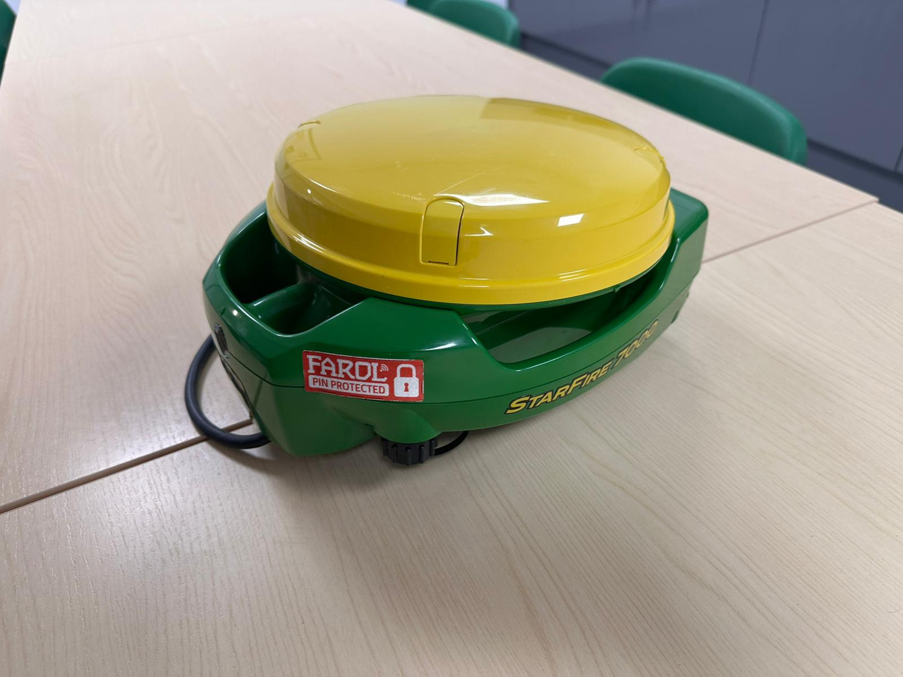 John Deere SF7000 GPS Dome - Juhtimissüsteem - Põllutööseade: pilt 2 John Deere SF7000 GPS Dome - Juhtimissüsteem - Põllutööseade: pilt 2