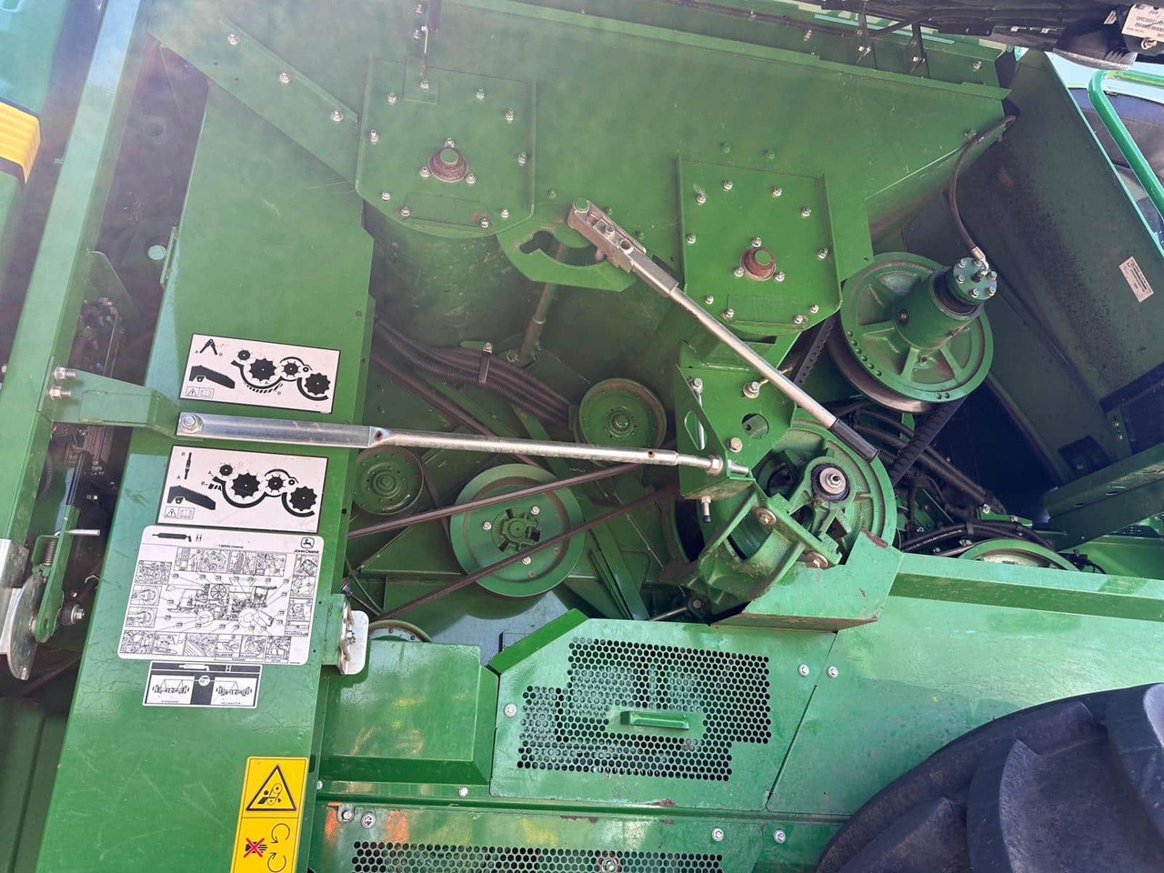 Kombain John Deere T670i HM: pilt 17