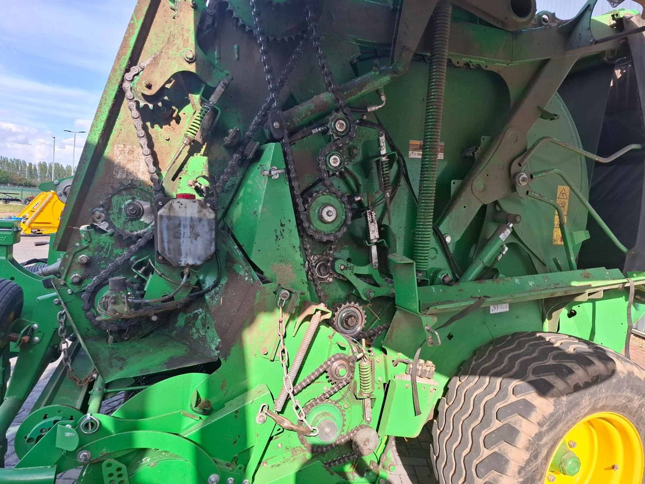John Deere V451R - Kaarutusseadmed: pilt 3 John Deere V451R - Kaarutusseadmed: pilt 3
