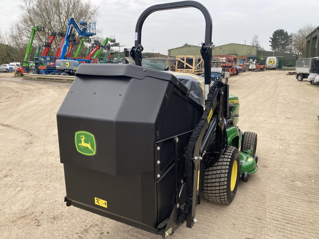 John Deere X950R ride on cut and collect mower - Muruniiduk: pilt 5 John Deere X950R ride on cut and collect mower - Muruniiduk: pilt 5