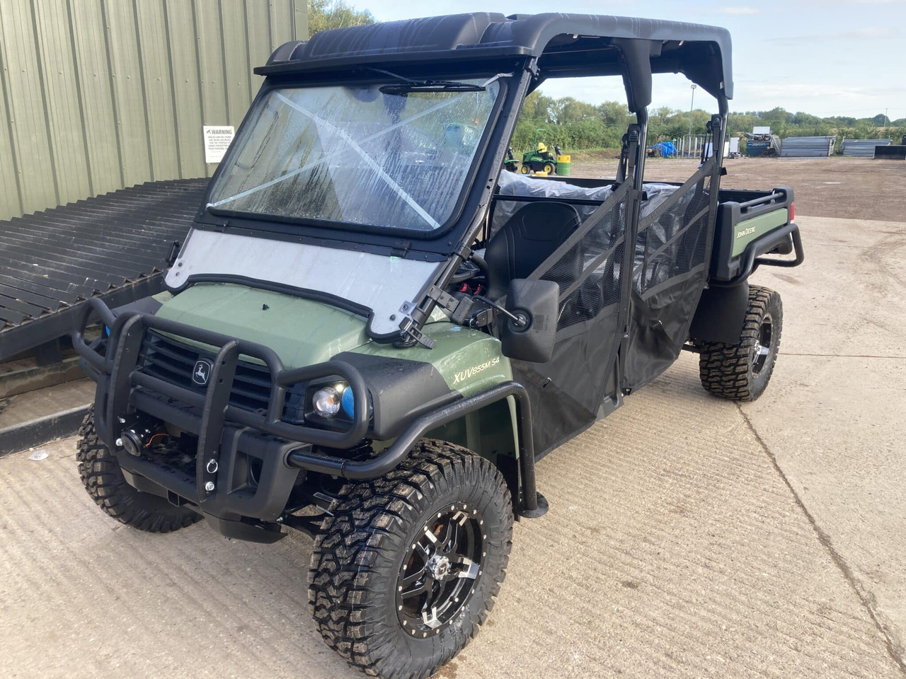 Uus ATV John Deere XUV855M S4 Gator: pilt 1