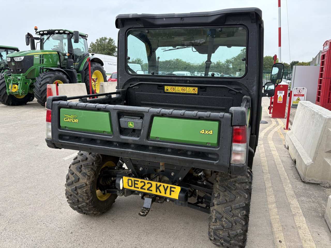 John Deere XUV865M Gator - ATV: pilt 4 John Deere XUV865M Gator - ATV: pilt 4