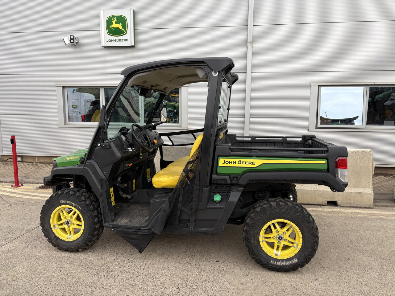 John Deere XUV865M Gator - ATV: pilt 1 John Deere XUV865M Gator - ATV: pilt 1