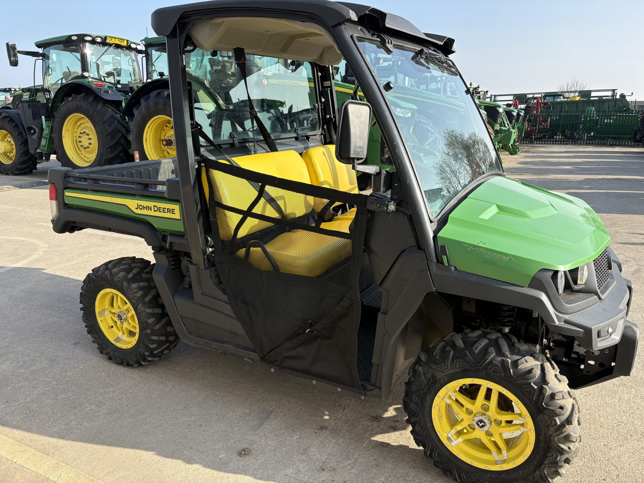 John Deere XUV865M - ATV: pilt 1 John Deere XUV865M - ATV: pilt 1