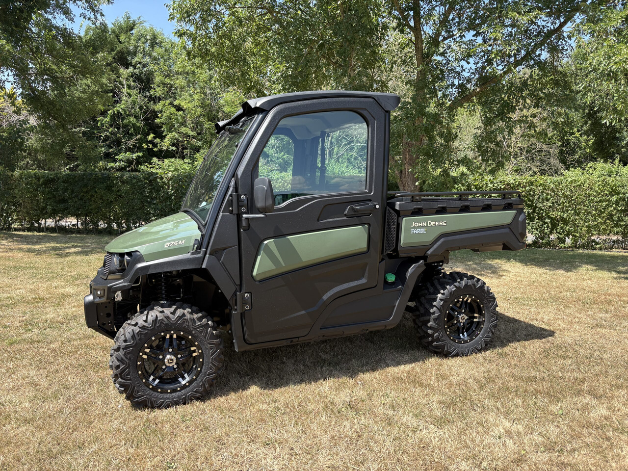 John Deere XUV875M Gator - ATV: pilt 1 John Deere XUV875M Gator - ATV: pilt 1