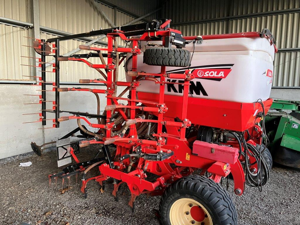 KRM Sola Ares 2713 4.8mtr tine drill - Külviseadmed: pilt 1 KRM Sola Ares 2713 4.8mtr tine drill - Külviseadmed: pilt 1