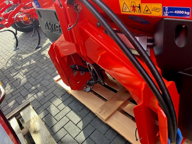Kuhn Axis 40.2 M EMC V8 - Väetiselaoturid: pilt 3 Kuhn Axis 40.2 M EMC V8 - Väetiselaoturid: pilt 3