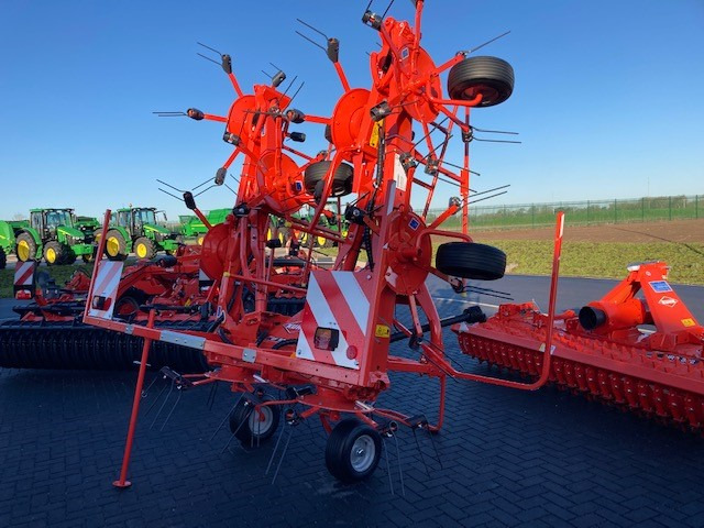 Kuhn GF 8700 - Kaarutaja/ Reha: pilt 3 Kuhn GF 8700 - Kaarutaja/ Reha: pilt 3