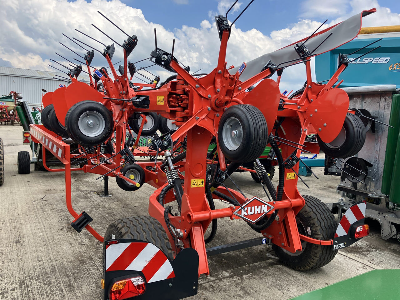 Kuhn GF13003 - Kaarutusseadmed: pilt 4 Kuhn GF13003 - Kaarutusseadmed: pilt 4