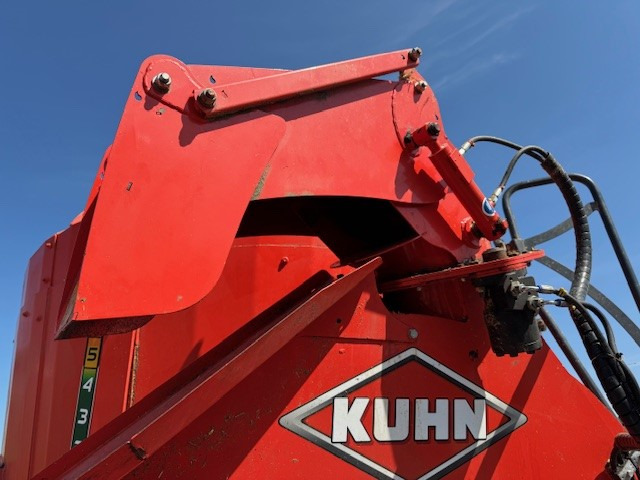 Kuhn Profile 18.2DS - Söödasegamisvanker: pilt 5 Kuhn Profile 18.2DS - Söödasegamisvanker: pilt 5