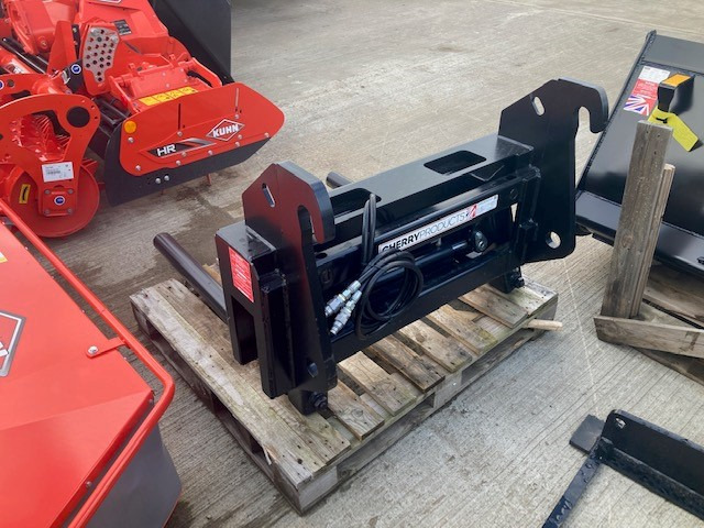 Cherry Products CH30C Bale spikes W/roller - Lisaseade: pilt 2 Cherry Products CH30C Bale spikes W/roller - Lisaseade: pilt 2