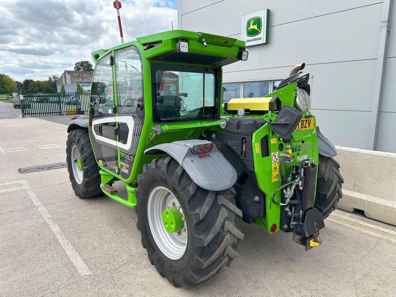 Merlo TF35.7 CS 140 - Teleskooplaadur: pilt 4 Merlo TF35.7 CS 140 - Teleskooplaadur: pilt 4