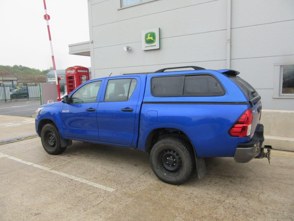 TOYOTA HILUX ACTIVE D-4D - Pikap: pilt 4 TOYOTA HILUX ACTIVE D-4D - Pikap: pilt 4