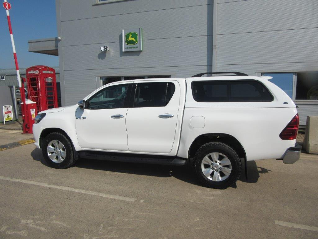 TOYOTA HILUX ICON D-4D 4WD DOUBLE CAB - Pikap: pilt 4 TOYOTA HILUX ICON D-4D 4WD DOUBLE CAB - Pikap: pilt 4
