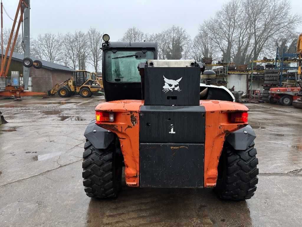 Bobcat T 35.105 L - Teleskooplaadur: pilt 2 Bobcat T 35.105 L - Teleskooplaadur: pilt 2