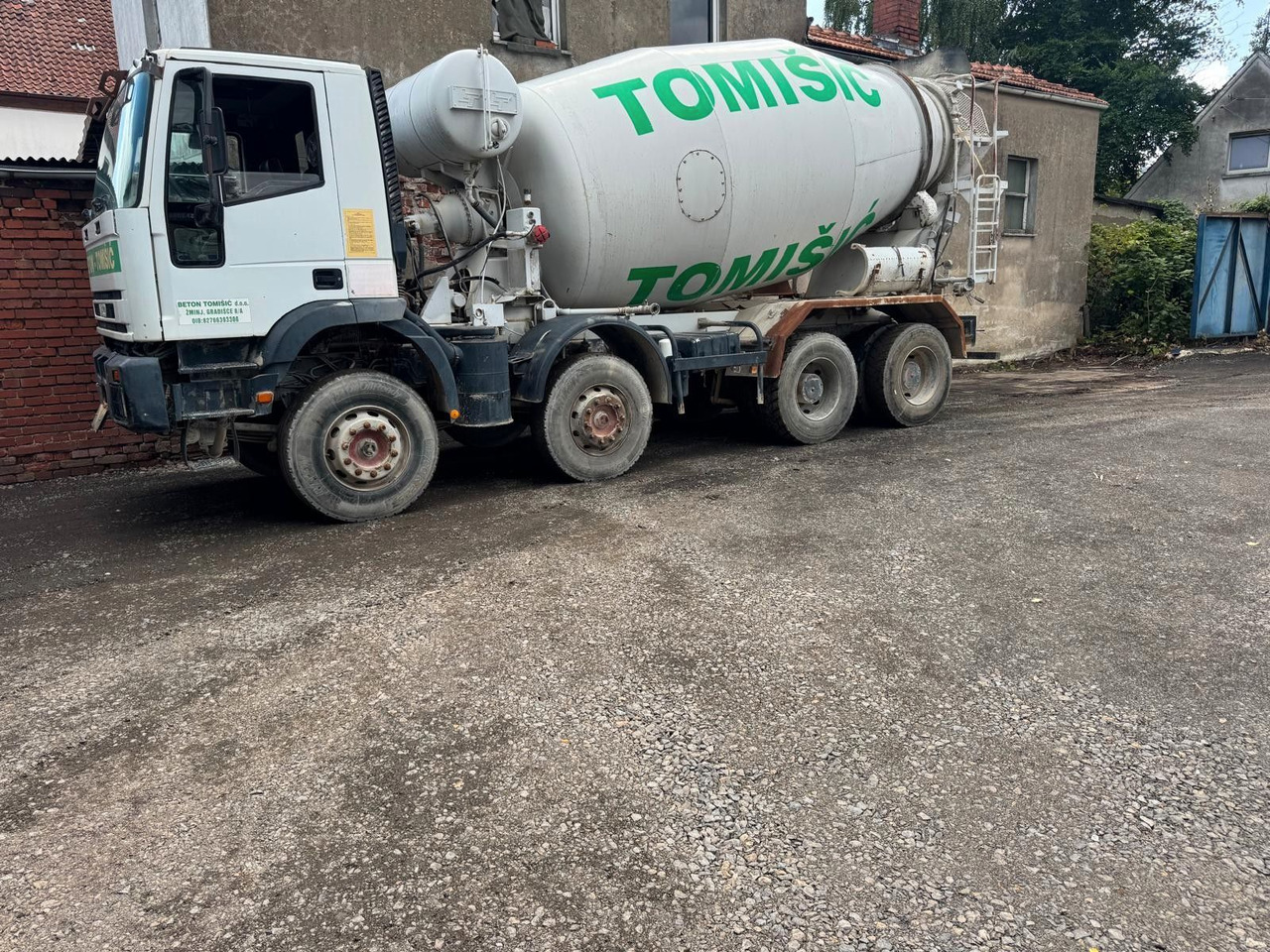 Iveco 410 EH 420 8X4 10m³ - Autobetoonisegisti: pilt 2 Iveco 410 EH 420 8X4 10m³ - Autobetoonisegisti: pilt 2