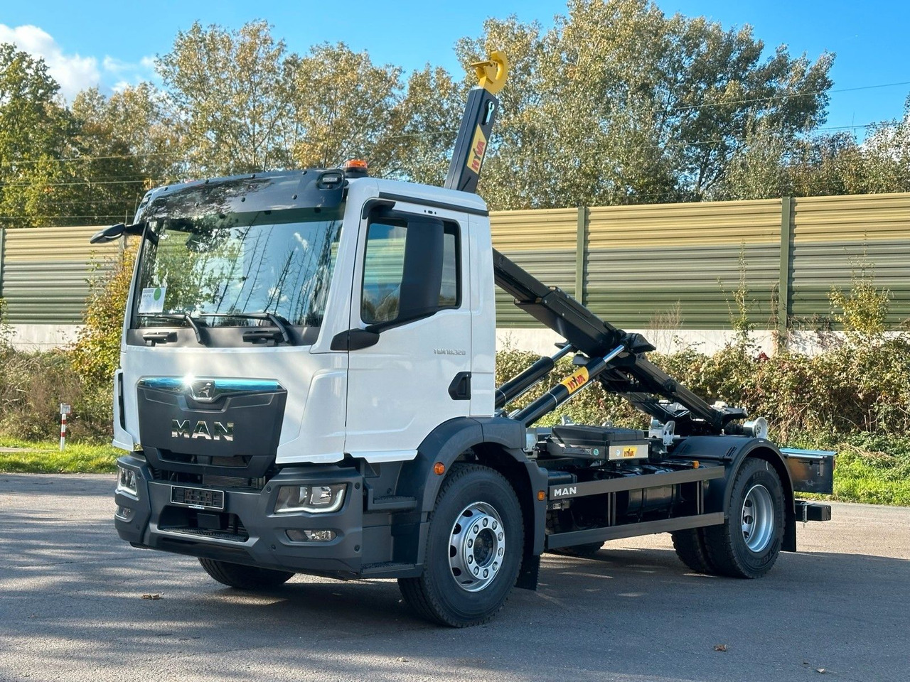 MAN TGM 18.320 4x2 Euro 6e Hyva 12-45 - Konkstõstukiga veoauto, Kraanaga veoauto: pilt 1 MAN TGM 18.320 4x2 Euro 6e Hyva 12-45 - Konkstõstukiga veoauto, Kraanaga veoauto: pilt 1